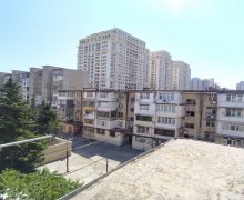 Satılır Köhnə Tikili Elmlər akademiyası m., Yasamal r.