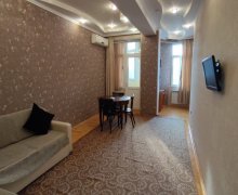 Kirayə (aylıq) Yeni Tikili Elmlər akademiyası m., Yasamal r.