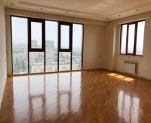 Satılır Yeni Tikili Neftçilər m., Nizami r.