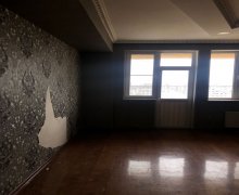 Satılır Yeni Tikili Xətai r.