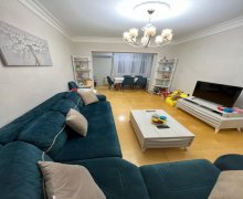 Satılır Köhnə Tikili İnşaatçılar m., Yasamal r.