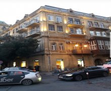 iceri seherde evlerin qiymeti İçərişəhər m., Səbail r.