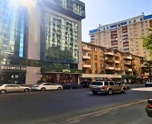 Satılır Köhnə Tikili Nizami m., Yasamal r.