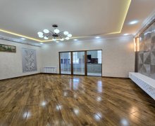 ehmedlide 3 otaqli evler Əhmədli m., Xətai r.