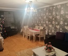 Satılır Köhnə Tikili Əhmədli m., Əhmədli, Xətai r.