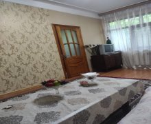 Satılır Köhnə Tikili Memar Əcəmi m., 3-cü mikrorayon, Nəsimi r.