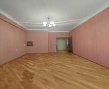 Satılır Yeni Tikili Memar Əcəmi m., Nəsimi r.