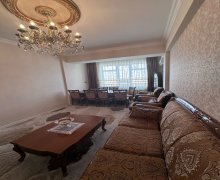 Satılır Yeni Tikili İnşaatçılar m., Yeni Yasamal qəs., Yasamal r.