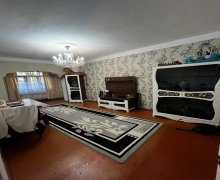 Satılır Köhnə Tikili Əhmədli m., Köhnə Günəşli qəs., Xətai r.