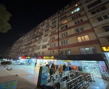 Satılır Köhnə Tikili Azadlıq m., Binəqədi r.