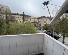 Satılır Köhnə Tikili Elmlər akademiyası m., Yasamal qəs., Yasamal r.