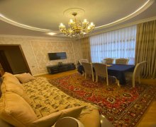 memar ecemide satilan evler Memar Əcəmi m., 2-ci mikrorayon, Nəsimi r.