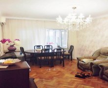 Satılır Köhnə Tikili 8-ci mikrorayon, Binəqədi r.