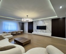 Satılır Yeni Tikili Elmlər akademiyası m., Yasamal r.