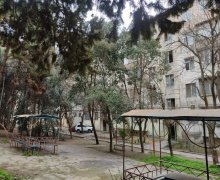 Satılır Köhnə Tikili Memar Əcəmi m., 4-cü mikrorayon, Nəsimi r.