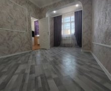 Satılır Köhnə Tikili Memar Əcəmi m., 5-ci mikrorayon, Nəsimi r.