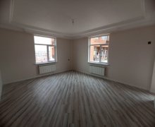 Satılır Yeni Tikili Xırdalan ş.