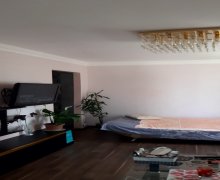 Satılır Köhnə Tikili Yasamal r.