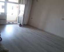 Satılır Yeni Tikili Xırdalan ş.