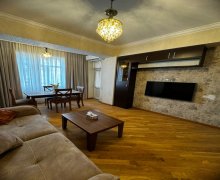 Satılır Yeni Tikili Azadlıq m., 8-ci mikrorayon, Binəqədi r.