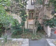 Satılır Köhnə Tikili Memar Əcəmi - 2 m., Nəsimi r.