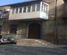 Kirayə (aylıq) Ofis İçərişəhər m., Yasamal r.