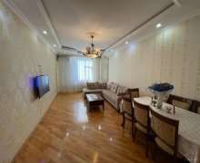 Satılır Yeni Tikili Memar Əcəmi m., 9-cu mikrorayon, Binəqədi r.