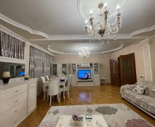 Satılır Köhnə Tikili Neftçilər m., Bakıxanov qəs., Sabunçu r.
