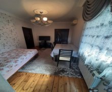 Kirayə (aylıq) Bağ evi İnşaatçılar m., Yasamal qəs., Yasamal r.