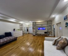 Satılır Yeni Tikili Qara Qarayev m., Nizami r. Satılır Yeni Tikili Qara Qarayev m., Nizami r.