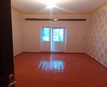 Satılır Köhnə Tikili Elmlər akademiyası m., Yasamal r.