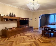 Satılır Köhnə Tikili Nəsimi m., 6-cı mikrorayon, Binəqədi r.