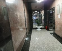 Satılır Yeni Tikili Gənclik m., 8-ci mikrorayon, Binəqədi r.