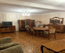Продажа Вторичка м. Азадлыг м., 8-ой микрорайон, Бинагадинский р-н р.