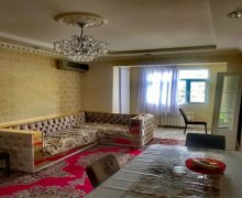 Satılır Köhnə Tikili Azadlıq m., 7-ci mikrorayon, Binəqədi r.