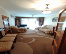 Satılır Köhnə Tikili Memar Əcəmi m., 6-cı mikrorayon, Binəqədi r.