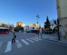 Satılır Köhnə Tikili Elmlər akademiyası m., Yasamal r.