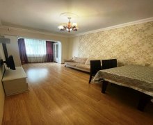 Satılır Köhnə Tikili Azadlıq m., Binəqədi r.