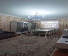 Satılır Köhnə Tikili Xətai r. Satılır Köhnə Tikili Xətai r.