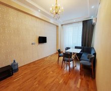 qara qarayevde satilan evler Qara Qarayev m., Nizami r.