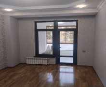 Satılır Yeni Tikili Memar Əcəmi m., 5-ci mikrorayon, Nəsimi r.