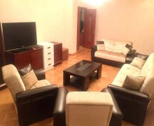 Satılır Yeni Tikili Elmlər akademiyası m., Yasamal r.