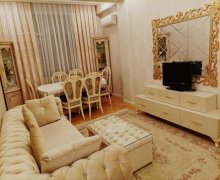 Satılır Yeni Tikili Memar Əcəmi m., Nəsimi r.