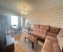 Satılır Köhnə Tikili Həzi Aslanov m., Xətai r.