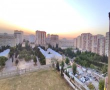 Satılır Köhnə Tikili Xalqlar dostluğu m., Xətai r.