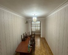 Kirayə (aylıq) Köhnə Tikili Elmlər akademiyası m., Yasamal r.