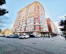 Satılır Yeni Tikili Nizami m., Nəsimi r.