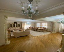 Satılır Yeni Tikili 8-ci mikrorayon, Binəqədi r.