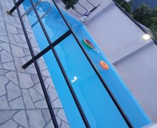 Kirayə (günlük) Həyət evi/villa Qax ş. Kirayə (günlük) Həyət evi/villa Qax ş.