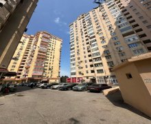 Satılır Yeni Tikili Memar Əcəmi m., Nəsimi r.